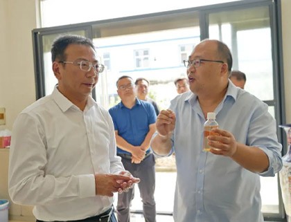 副市长、县委书记宋波深入乡镇调研企业发展建设情况